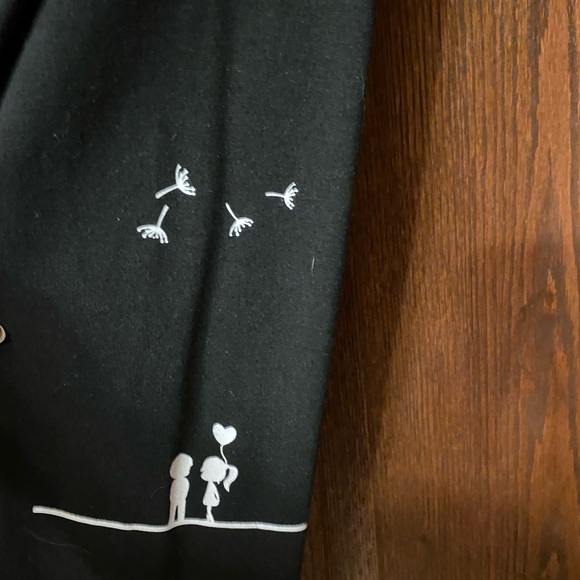 Black Leggings w Picture of Dandelion NWOT - Picture 4 of 6